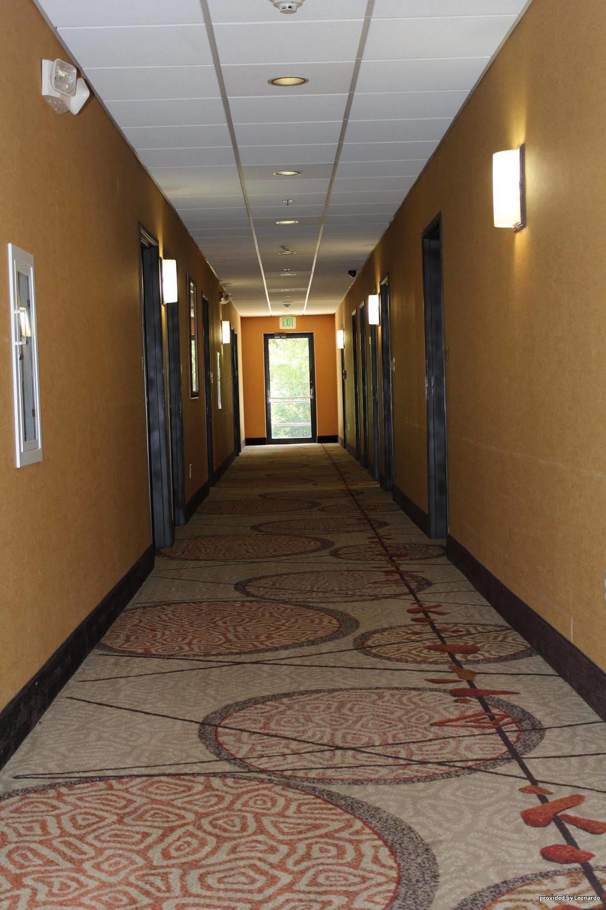 เบสต์ เวสเทิร์น พลัส เดอะ วูดแลนด์ Motel เดอะวูดแลนส์ ภายนอก รูปภาพ